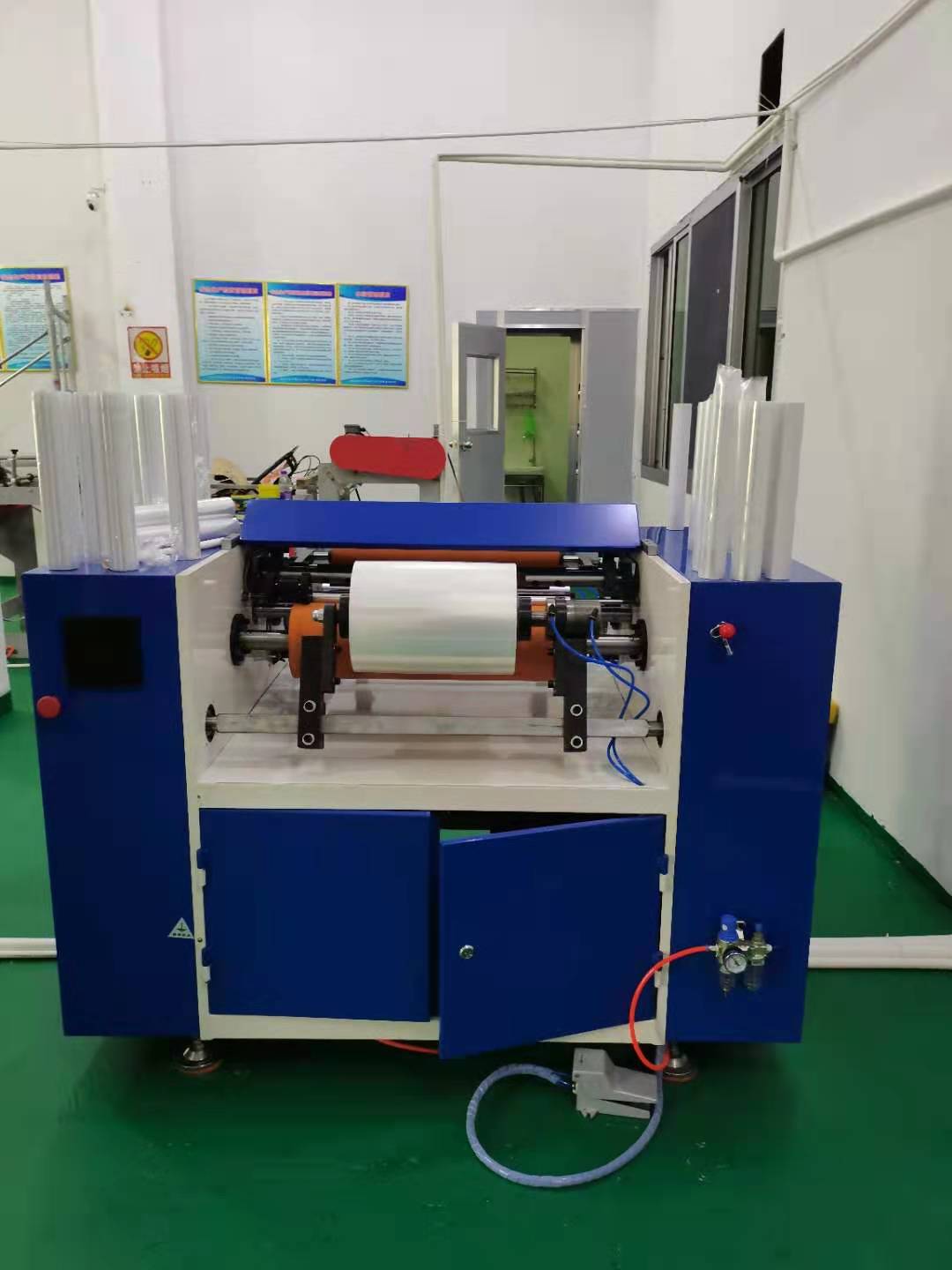 Automatic Dotted Cling Wrap Film Rewinding Rewinder Machine from China